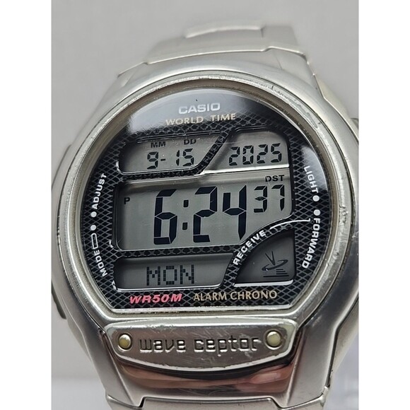 Casio Wave Ceptor Radio Controlled Digital Watch Alarm World Time New Battery - Picture 4 of 12